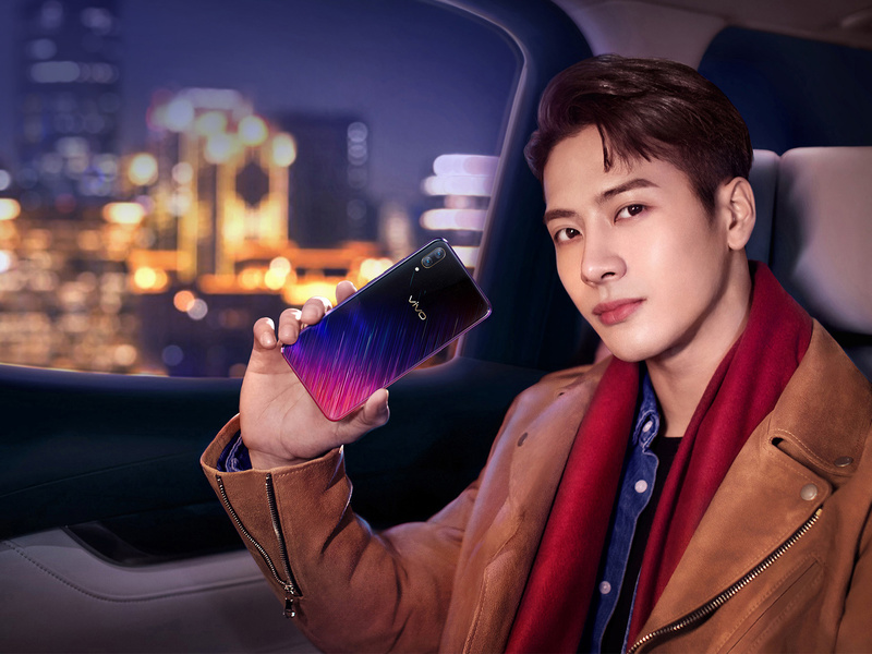 vivo 2019 CNY  今年你会拍张全家福吗？